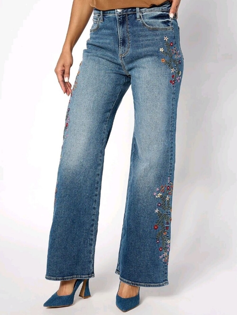 DRIFTWOOD Charlee Strawberry Fields Embroidered Jeans 6